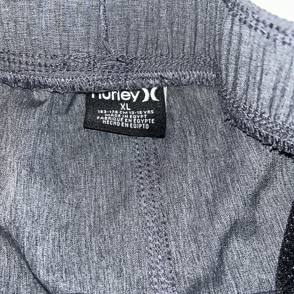 Volcom Long Sleeve Shirt, Hurley Boy Shorts, Bundle of 2 Both Sizes Boys XL 16 - Picture 3 of 5